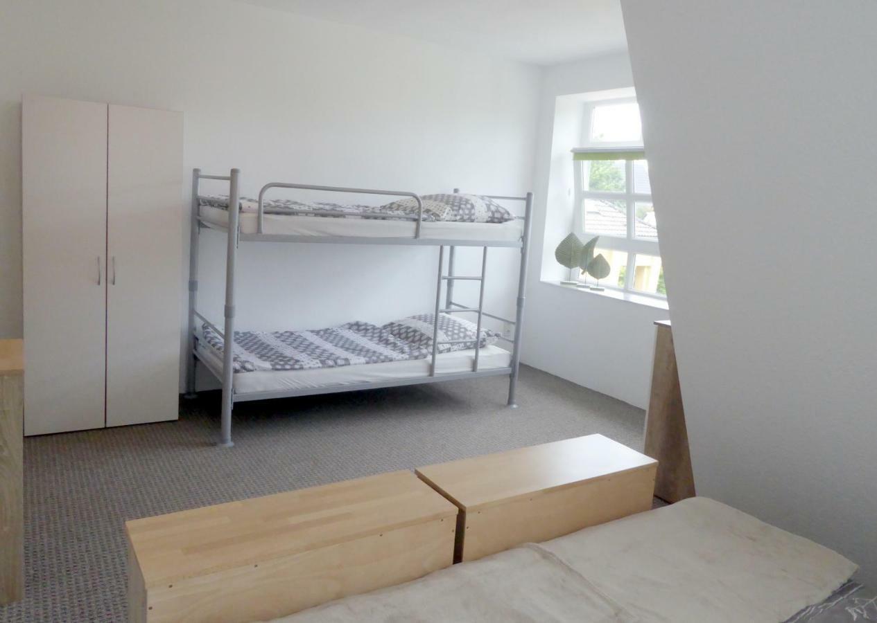 App. Weisses Haus Apartamento Hohen Neuendorf Exterior foto