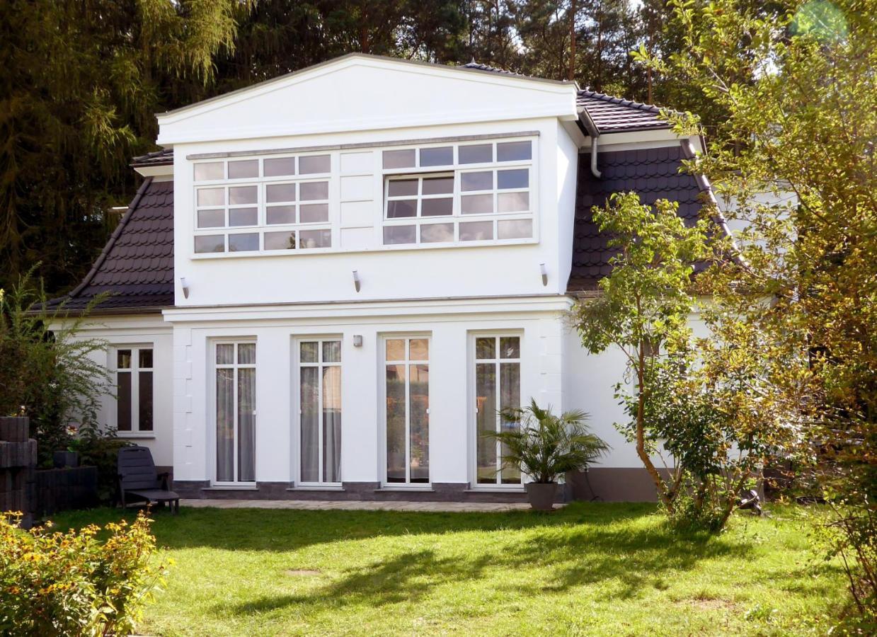 App. Weisses Haus Apartamento Hohen Neuendorf Exterior foto